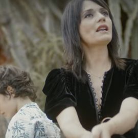 Una Domenica al Mare – Carmen Consoli Una Domenica al Mare – Carmen Consoli